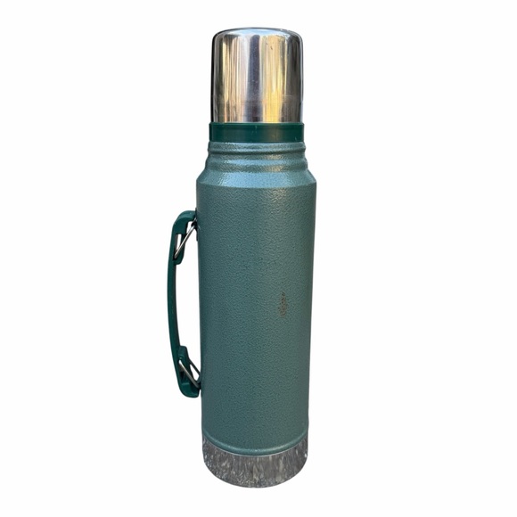 Vintage Stanley Classic Green Bottle with Silver Lid 1.0 L - Picture 4 of 7